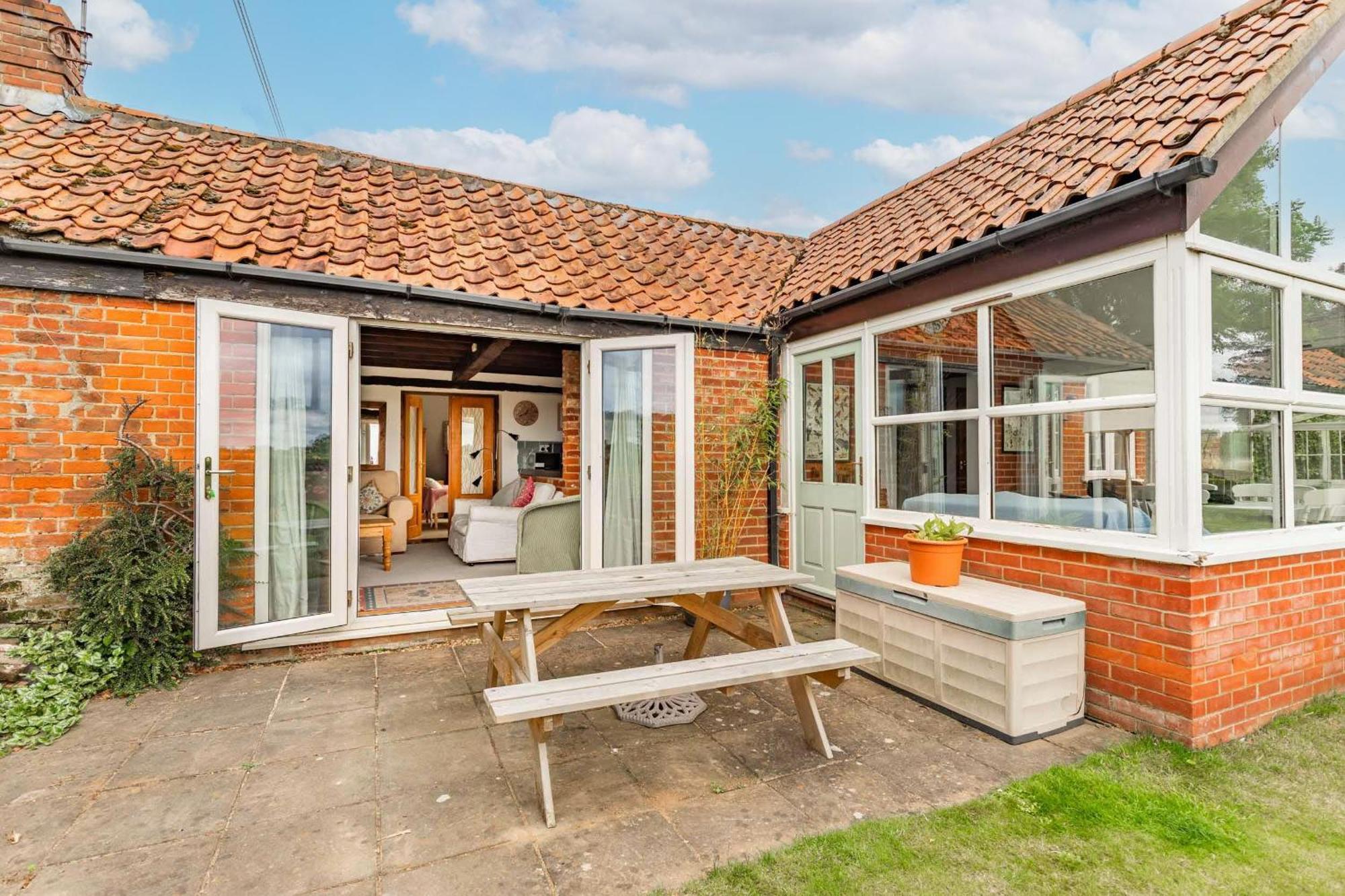 Host & Stay - Woodfalls Barn Burgh and Tuttington Εξωτερικό φωτογραφία